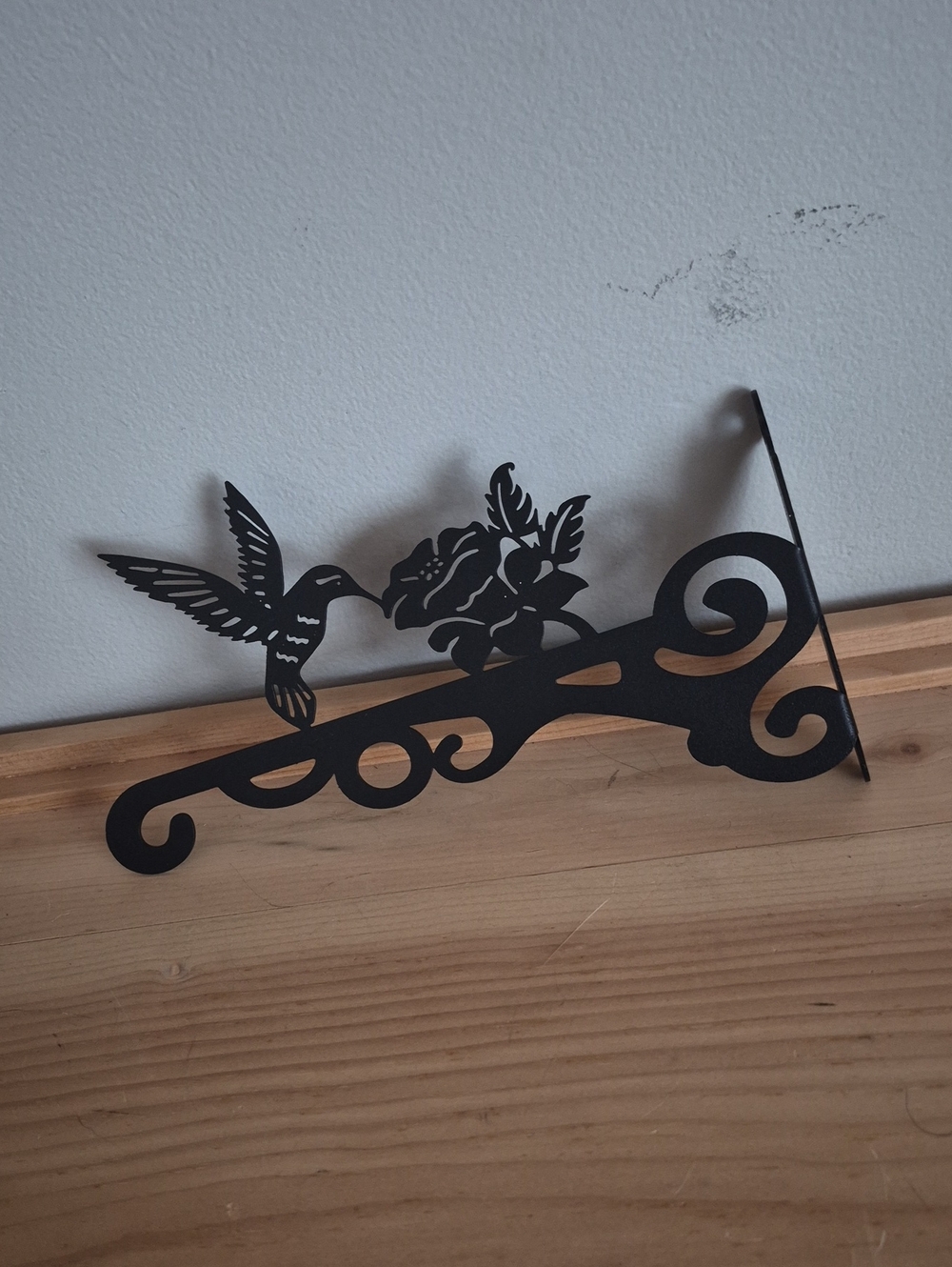 💙 Black Hummingbird & Rose Metal Wall Bracket